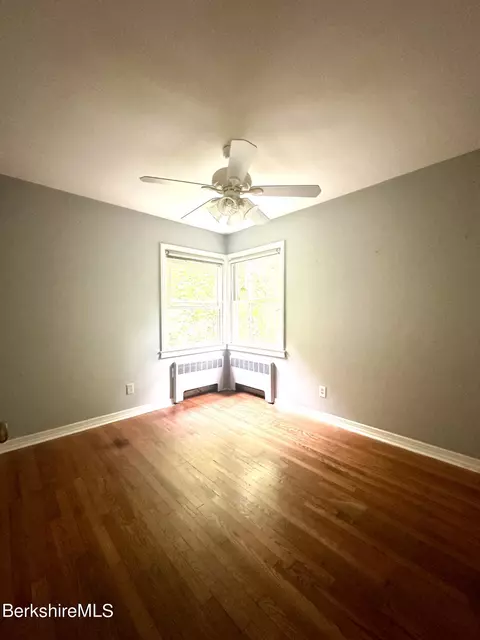 325 Laurel St, Lee, MA 01238 photo 16
