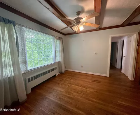 325 Laurel St, Lee, MA 01238 photo 13