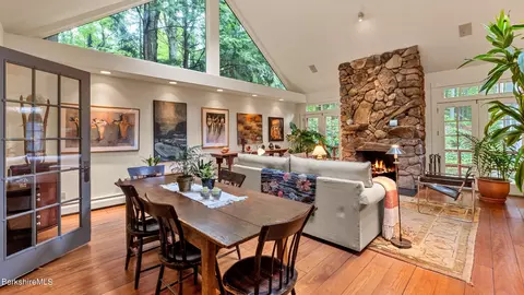 35 Edgewood Dr, Lenox, MA 01240