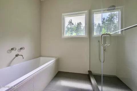 Bath - 403 S Undermountain Rd, Sheffield, MA 01257 photo 3 of 6