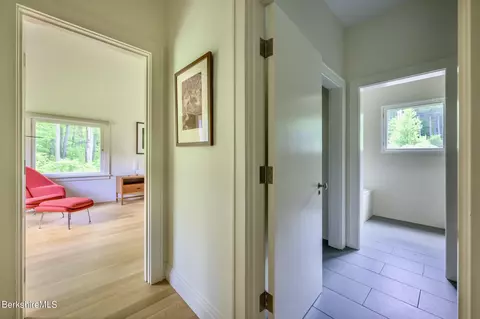 Entry Way - 403 S Undermountain Rd, Sheffield, MA 01257 photo 2 of 2