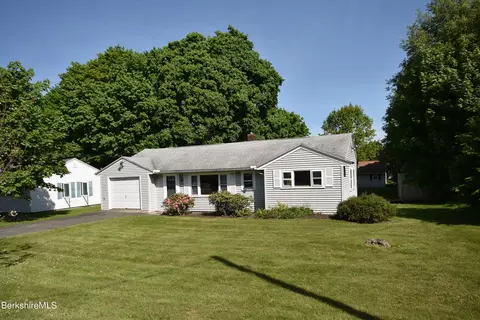 1077 South St, Dalton, MA 01226