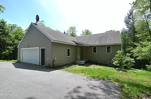 147 Chipman Rd, Middlefield, MA 01243