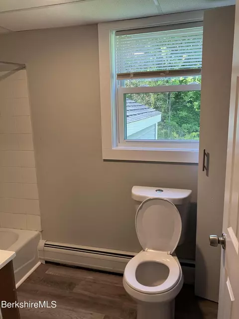 Bath - 524 Walker St, Lenox, MA 01240 photo 1 of 2