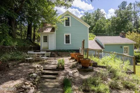 166 Berkshire School Rd, Sheffield, MA 01257