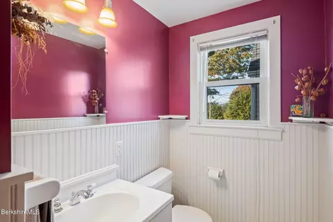 186 Stratton Rd, Williamstown, MA 01267 photo 13