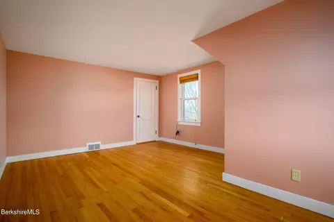 186 Stratton Rd, Williamstown, MA 01267 photo 21