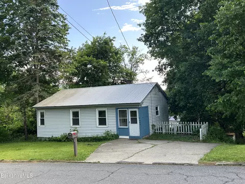 465 N Eagle St, Clarksburg, MA 01247