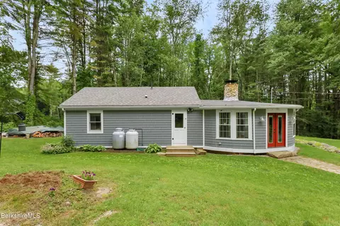 222 Water Farm Rd, Sheffield, MA 01257