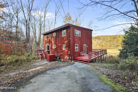 180 Beaver Dam Rd, Lee, MA 01238