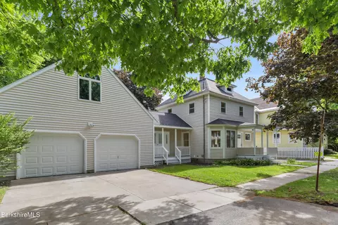 99 Lyman St, Pittsfield, MA 01201