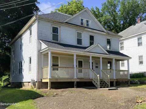21-23 Hillside St, Pittsfield, MA 01201