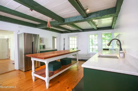 228 Zoar Rd, Rowe, MA 01367 photo 9