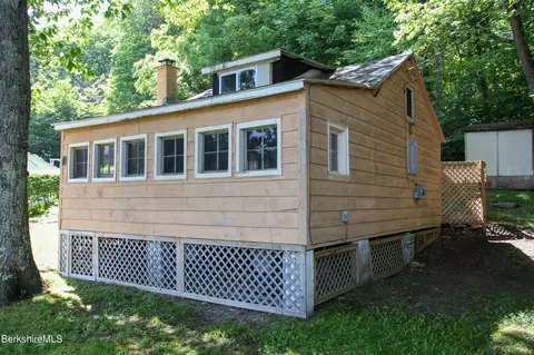 50 Pond Rd, Rowe, MA 01367