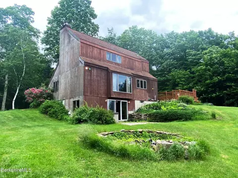 292 Silver Leaf Dr, Becket, MA 01223