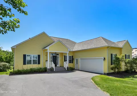 79 River Birch Ln, Dalton, MA 01226