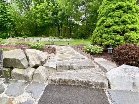 4 Devonshire Dr, Cheshire, MA 01225 photo 38