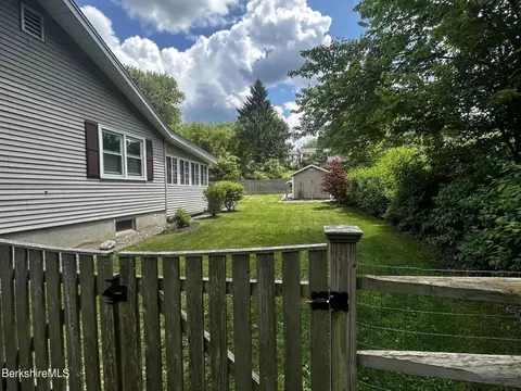 4 Devonshire Dr, Cheshire, MA 01225 photo 40