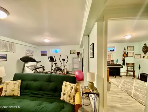 4 Devonshire Dr, Cheshire, MA 01225 photo 31
