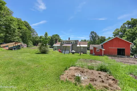 Exterior - 167 Loop Rd, Savoy, MA 01256 photo 7 of 9