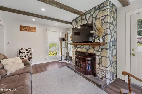Living - 167 Loop Rd, Savoy, MA 01256 photo 4 of 4