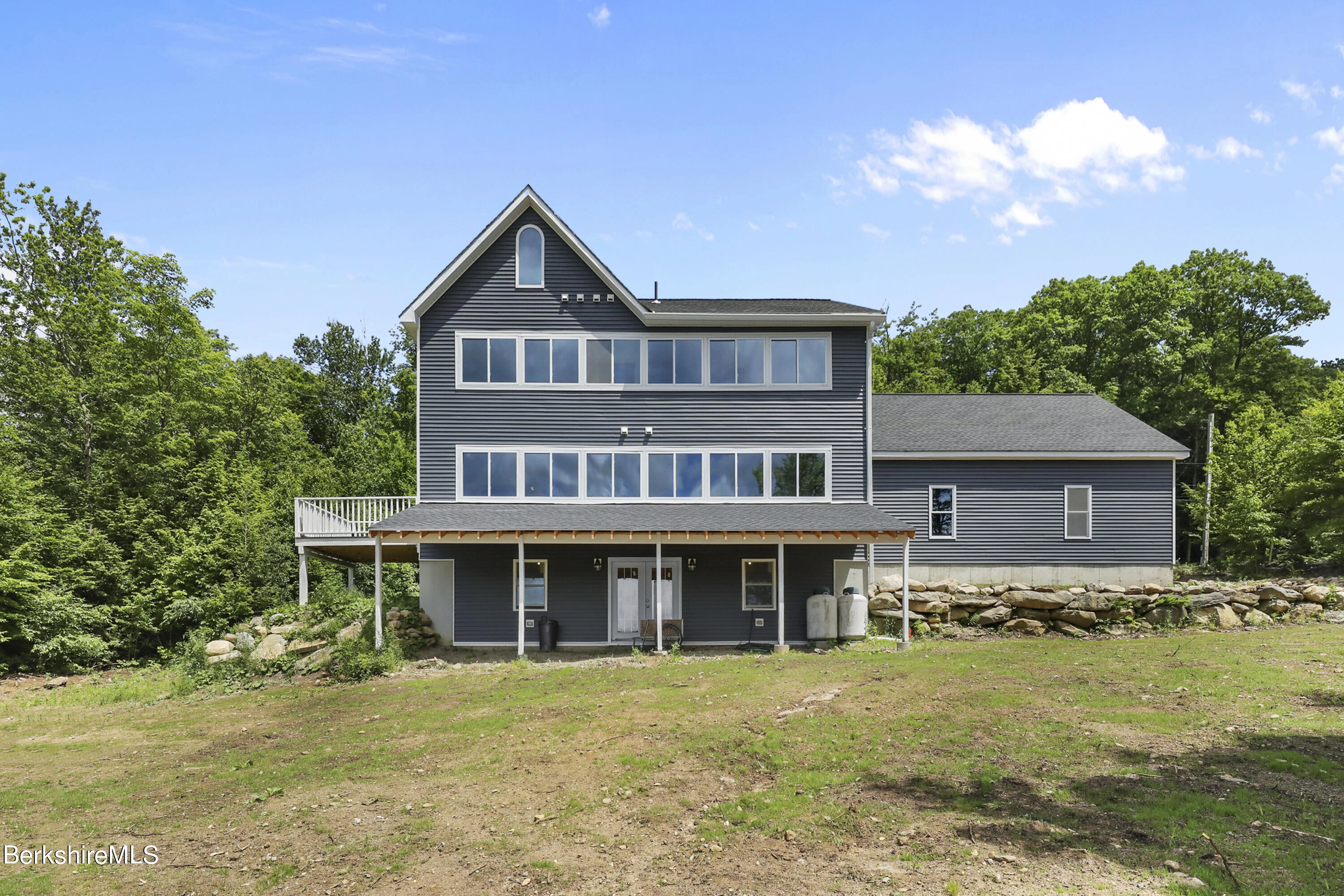 2336 W Ctr Rd