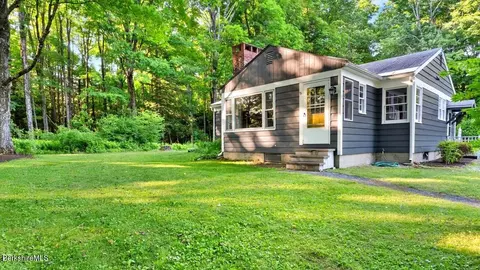Exterior - 335 Main Rd, Monterey, MA 01245 photo 10 of 15