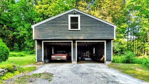 Exterior - 335 Main Rd, Monterey, MA 01245 photo 4 of 15