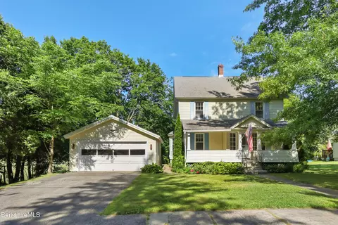 109 Glennon Ave, Dalton, MA 01226