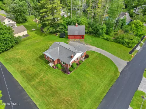 10 Mountain View Ter, Lee, MA 01238 photo 29