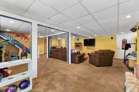 10 Mountain View Ter, Lee, MA 01238 photo 21