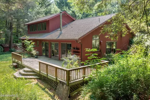 24 Hemlock Hill Rd, Great Barrington, MA 01230