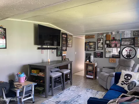 8 5th Ave, Cheshire, MA 01225 photo 6