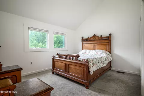 Bedroom - 29 Thistle Path, Williamstown, MA 01267 photo 2 of 4