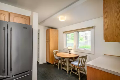 Dining - 29 Thistle Path, Williamstown, MA 01267 photo 5 of 5