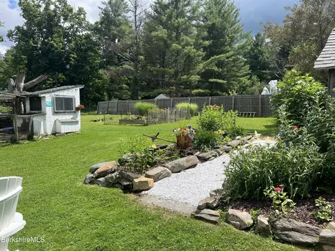 415 Fairview St, Lee, MA 01238 photo 14