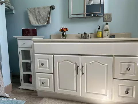 415 Fairview St, Lee, MA 01238 photo 30