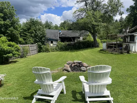 415 Fairview St, Lee, MA 01238 photo 15