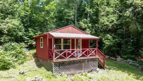 1555 Bush Rd, Windsor, MA 01270