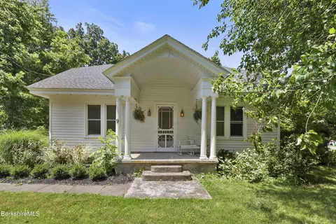 7 Old Ln # -9, Hudson, NY 12534