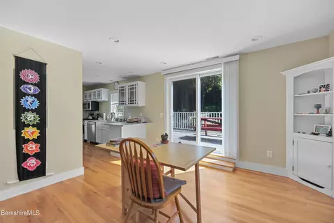 Dining - 170 High St, Lee, MA 01238 photo 2 of 3