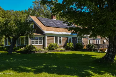 5 State Farm Rd, Heath, MA 01346 photo 3