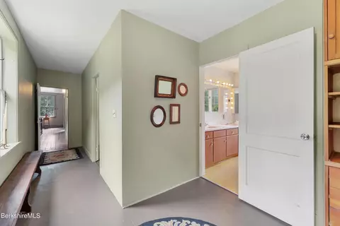 Entry Way - 2 Park St, Lee, MA 01238 photo 4 of 5