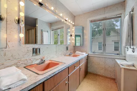 Bath - 2 Park St, Lee, MA 01238 photo 2 of 3