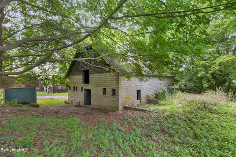 Exterior - 2 Park St, Lee, MA 01238 photo 8 of 9