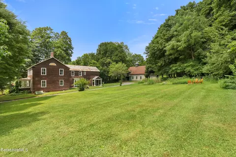 Exterior - 2 Park St, Lee, MA 01238 photo 2 of 9