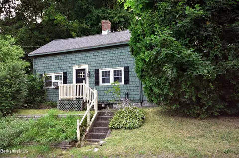 445 N Houghton St, Clarksburg, MA 01247