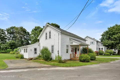 28 Mill Hill Rd, Cheshire, MA 01225