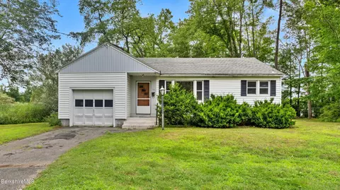 42 Patricia Ave, Pittsfield, MA 01201