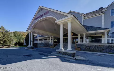37 Corey Rd #626, Hancock, MA 01237